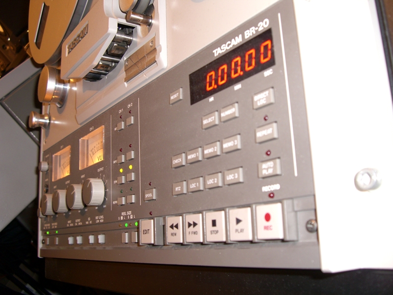 tubegeek.de Tascam BR20 mastering recorder
